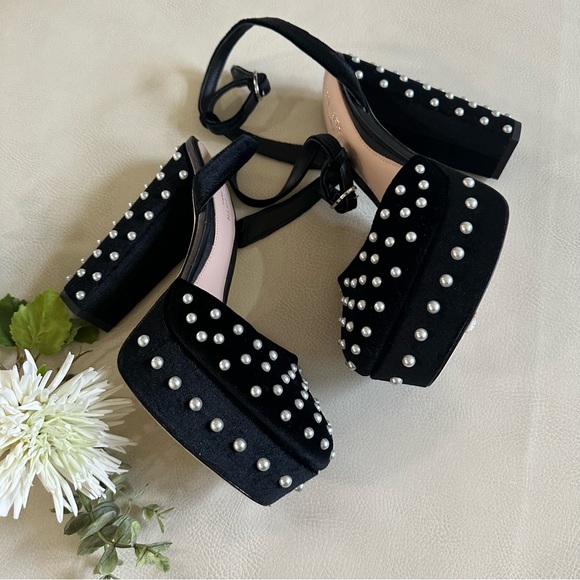 Antonio Melani x Born on Fifth Emily Velvet Pearl Detail Dress Platform Pumps - Picture 13 of 13